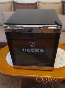 Mini Frižider/Vitrina BECK'S