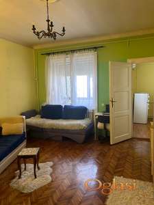 Izdaje se namešten jednosoban stan u centru Novog Sada - Pet Friendly