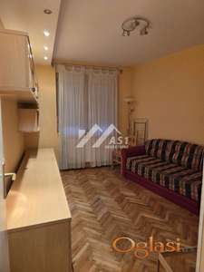 Izdaje se lep dvoiposoban stan na Grbavici !! ID#6333