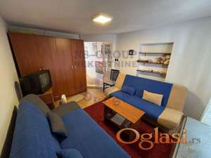 Prodaje se odlična garosnjera na odličnoj lokaciji- Grbavici.