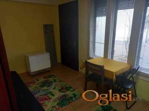 Garsonjera kod Narodnog pozorišta u Nišu