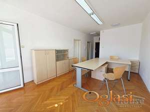 STAN - NOVI SAD - BULEVAR - 46m2 - 143000 evra