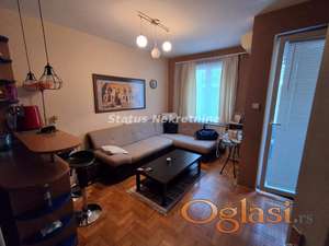 Centar - Jednoiposoban stan 35 m2 sa Parking Mestom - Zakupnina 450e - 065 385 8880