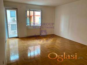 Trosoban 78m2 Centar