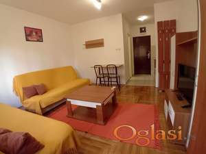 Odlična garsonjera na Grbavici ! Gogoljeva