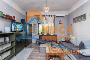 Kuća  u  centru  grada, 68 m2, plac  174 m2