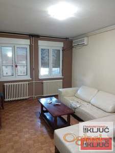 SAJMIŠTE, 62 m2, Dvosoban, Renoviran