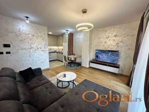 Dvosoban, namešten, neuseljavan stan, Sajam