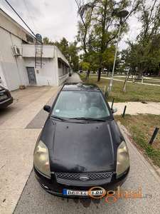 Prodajem ford fiestu 1.4 tdci