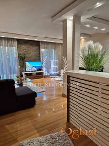 Izdavanje stanova Beograd Dedinje-Dvosoban lux stan sa dvoristem,parking