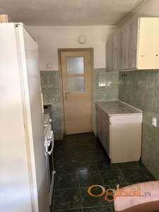 Izdaje se opremljem stan