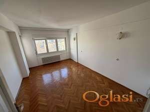 Dvosoban stan sa garažom u ceni