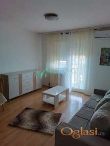 Odmah useljiv dvosoban stan 