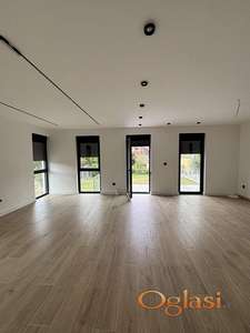 Telep - Petosoban nov stan u dva nivoa 159m2 + garaža + privatno dvorište 143m2
