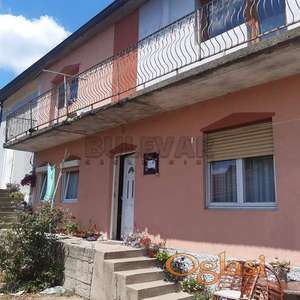 Porodična kuća u naselju Branko Bjegović 240m2
