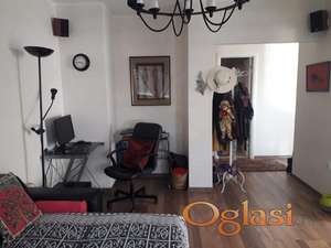 Dvosoban stan u blizini Železničke stanice