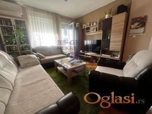 Trosoban stan na Somborskom Bulevaru