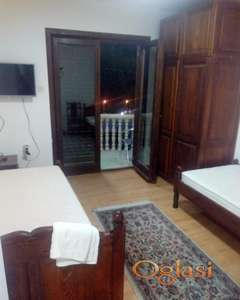 Prodajem 3 apartmana u Prolom Banji