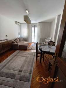 Na prodaju- Stan na Detelinari