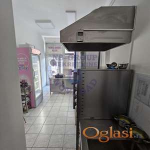 Višenamenski ulični lokal površine 43m2 na Socijalnom
