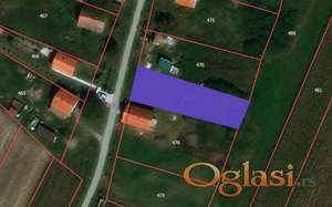 Prodaja građevinskog placa u Deču