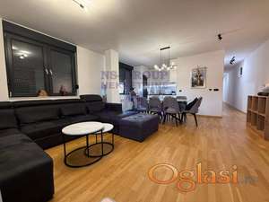 Fantasticna nekretnina, vredi pogledati !!!