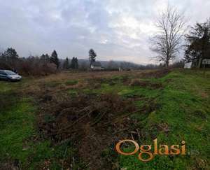 Susek,Koruška plac 2082m2 gradj.zemljište HITNO!