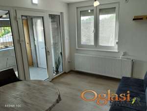 JEDNOIPOSOBAN STAN U PETROVARADINU - 31m2 + 17m2 TERASE