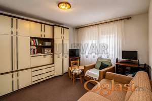 Dvosoban stan u Duvaništu, 7. sprat, lift, Cg