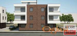 KOD NAJLON PIJACE, 95m2, Troiposoban-Penthouse sa pdv