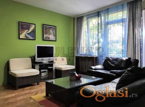 Izdaje se jednosoban stan u strogom centru Niša, 42m2