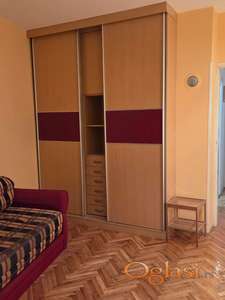 Izdaje se komforan stan na odličnoj lokaciji