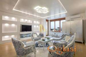 Kompletno opremljen penthouse sa bazenom