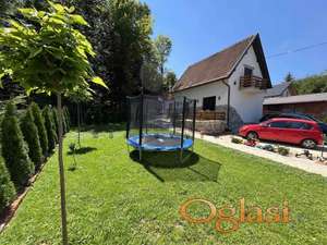 Vikendica na Vlasinskom jezeru, 120 m2 na 315 m2 placa