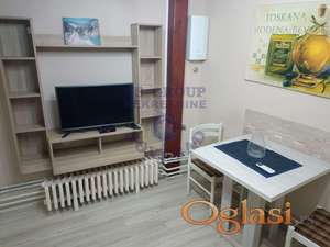 Predstavljamo Vam stan u kući u samom centru grada