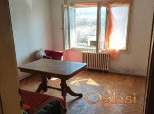 Izdajem stan u Vinci, blizu Crkve