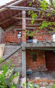 Vikendica, Delijski Vis, 80 m2