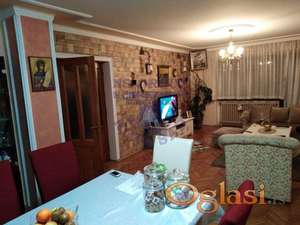 Blok Milana Tepića - spratna kuća