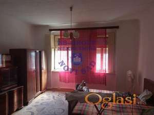 Vojvodjanska kuca u mirnom selu