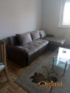 Izdaje se jednoiposoban stan + parking– Liman V, iza Lidla