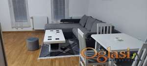  LUX GARSONJERA U TEMERINSKOJ ULICI