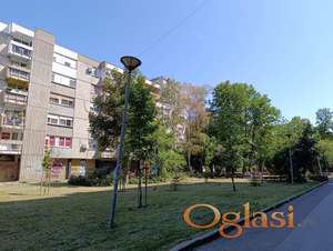 Dvosoban 51m Novi Sad, Liman III Balzakova ulica II sp.useljiv, uknjizen PRODAJE SE