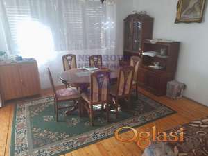 Odlična kuća u centru Zablja!