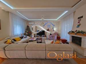 Sremska Kamenica, Tatarsko brdo - Šestosobna spratna kuća sa bazenom ID#1460