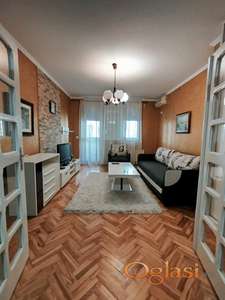 Izdaje se komforan i funkcionalan stan na Grbavici