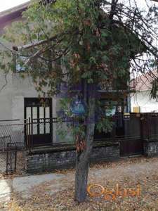 Na prodaju kvalitetna kuća u Zmajevu