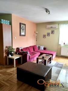 TROSOBAN STAN U JEDNOJ OD NAJLEPŠIH ULICA NOVOG SADA – BLIZINA SOCIJALNOG I CENTRA