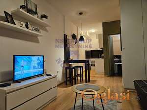 Izdaje se nameštena garsonjera na Novoj Detelinari.