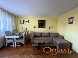  ODLIČAN ČETVOROSOBAN PET-FRIENDLY STAN SA PARKING MESTOM - PODBARA