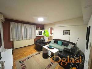 Sprat kuće sa lokalom na odličnoj lokaciji na Bulevaru Nemanjića ID#7811